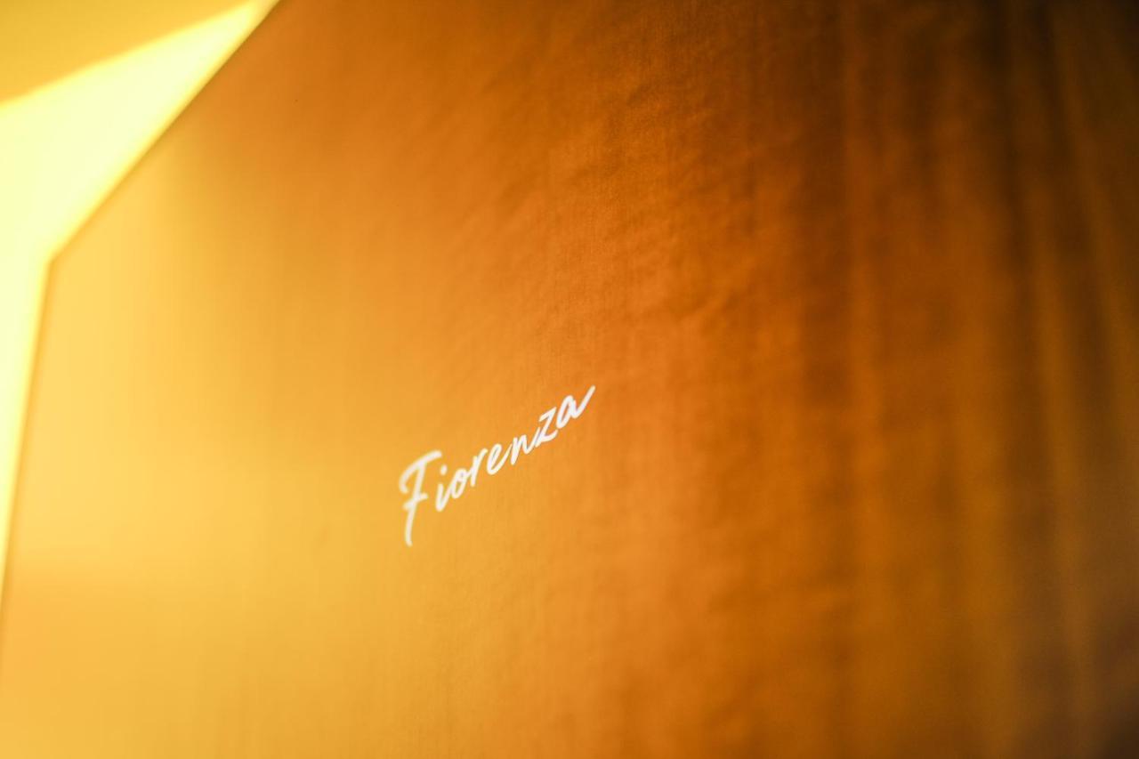 Fiorenza Boutique Apartment Florencja Zewnętrze zdjęcie
